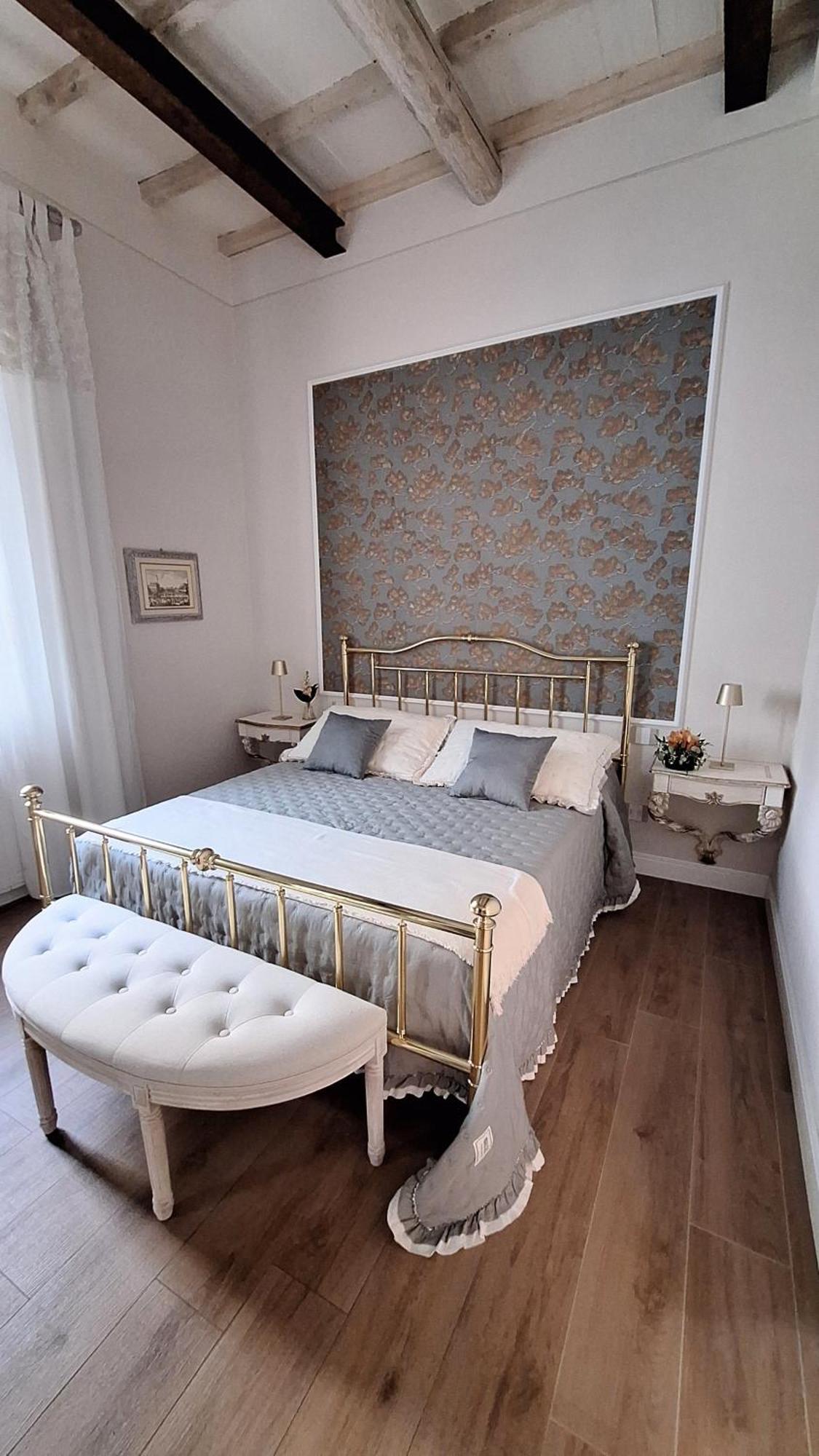 Messer Niccolo - Apartment In Florencia Exterior foto